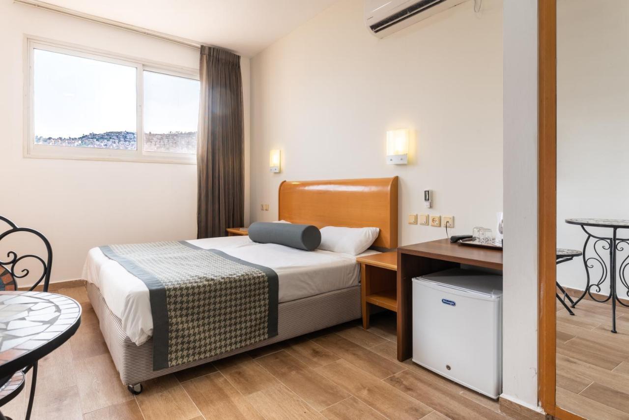 Astoria Galilee Hotel Tiberias Exterior photo